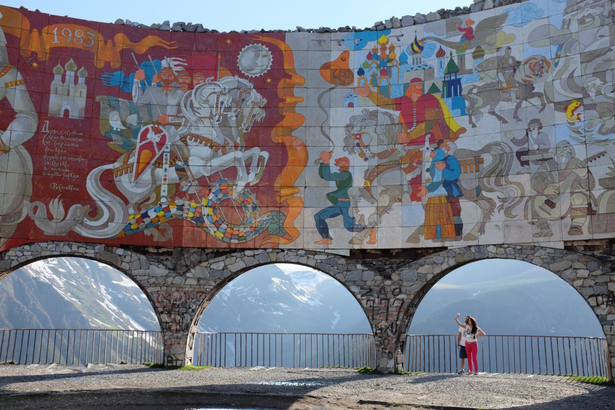 Présentation de la situation, reliefs, climats, histoire